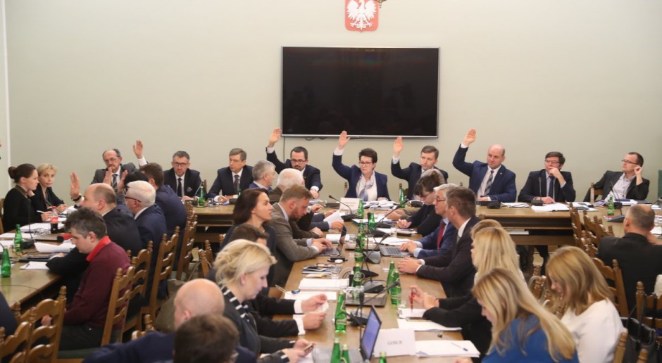 Sejm: Komisja nie zgodziła się na odrzucenie projektu PiS zmian w Kodeksie wyborczym 