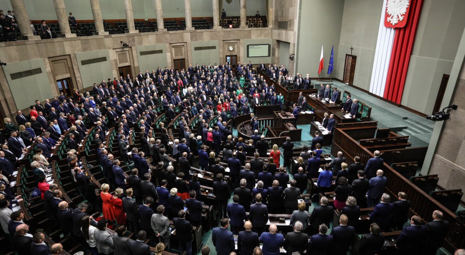 Posłowie zmieniają Regulamin Sejmu. Posiedzenie co trzy tygodnie