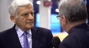 Jerzy Buzek: nie można straszyć euro