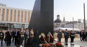 Dera: Pomnik Ofiar Tragedii Smoleńskiej jest nie do ruszenia