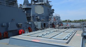 Amerykański niszczyciel USS Farragut zacumuje w Gdyni