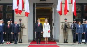 W Dniu Flagi i Dniu Polonii prezydent wręczył odznaczenia państwowe
