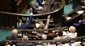Uposażenia posłów obcięte o 20 proc. Sejm podjął decyzję