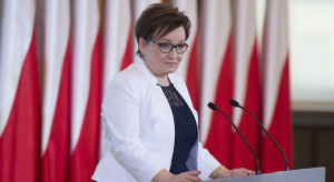Anna Zalewska pogrąża polską szkołę? Politycy nie szczędzą jej razów