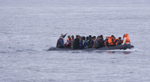 Unia Europejska zwiększa uprawienia Frontexu