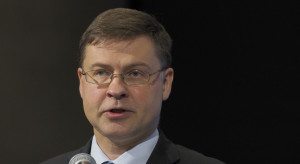 Wiceszef KE: Unia i Polska pracują nad rozwiązaniem problemów dot. sądów
