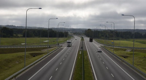Jest 1,4 mld na drogę z Brzeska do Nowego Sączu, ale samorządy kłócą się