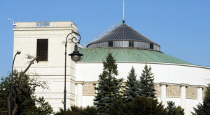 Sejm uchwalił nowelizację ustawy o służbie zagranicznej
