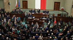 Nowi posłowie składają ślubowanie w Sejmie