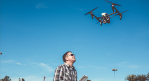 W krajowej przestrzeni powietrznej jest ok. 100 tys. dronów. Ich liczba będzie rosła