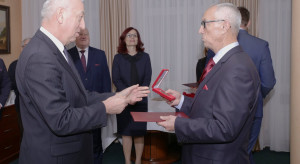 Wręczono medale z okazji 100-lecia wyborów do parlamentu II RP