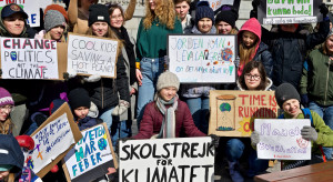 W Sztokholmie tysiące osób demonstrowały z Gretą Thunberg na rzecz klimatu